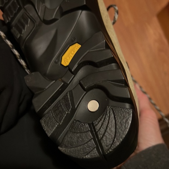 NWOT, tan glacier WLF mountaineering boots La Sportiva 41.5 - Picture 8 of 8